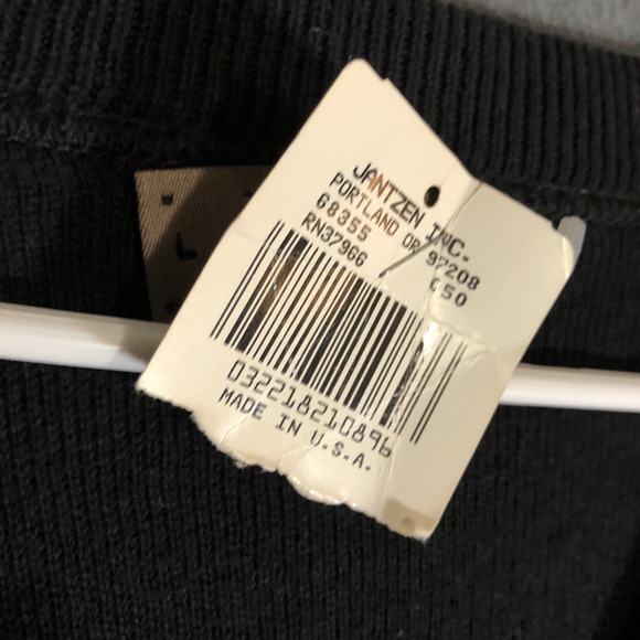 New With Tags Vintage Jantzen Men's Large Acrylic V Neck Black Sweater Pullover - Picture 2 of 6